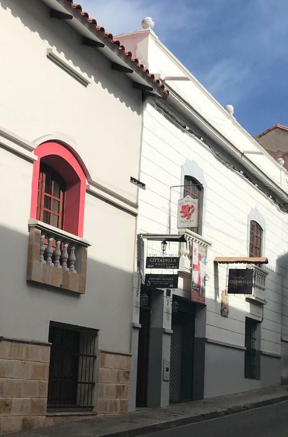 Cittadella Hostal Σούκρε Εξωτερικό φωτογραφία