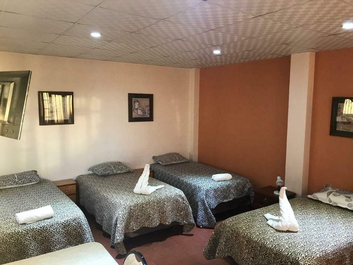 Cittadella Hostal Σούκρε Εξωτερικό φωτογραφία
